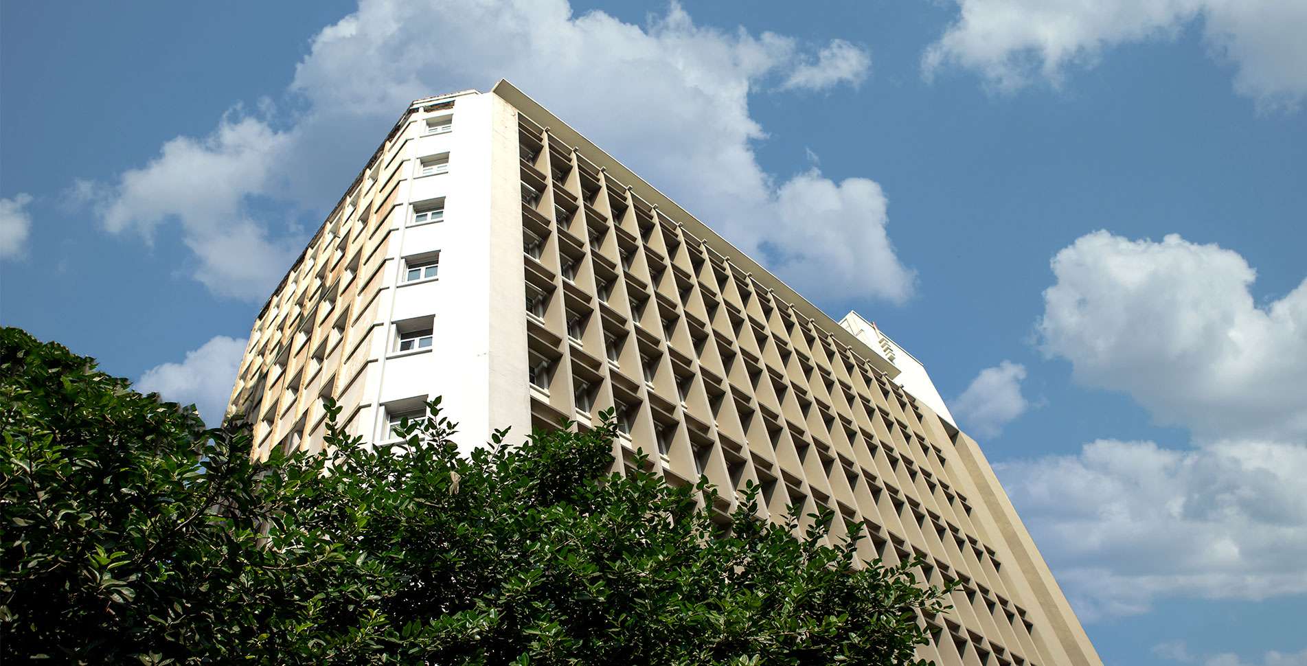 25 BRABOURNE
